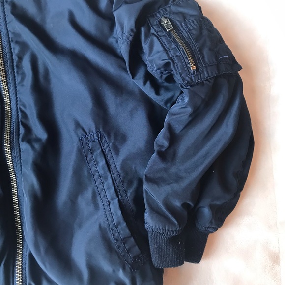 H&M jacket 🔷 - Picture 3 of 5